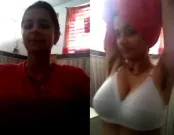 Beauty Teen girl strips hot boobs show