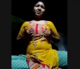 Unsatisfied Village Bhabi Showing And Fingering