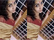 Sexy Mallu Girl Shows her Boobs and Pussy On Vc