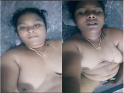 Horny Bhabhi Record her Nude Selfie 5