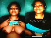 Desi Village Girl Shows her Boobs