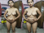 HORNY DESI BHABHI SHOWS HER NUDE BODY