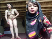 Horny Paki Girl Shows Her Nude Body