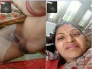 Horny Village Bhabhi Shows Pussy