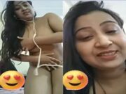 Sexy Bhabhi Shows Her Boobs and Pussy Part 2