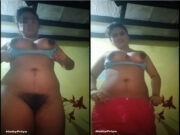 Sexy Desi Girl Shows Her nude Body